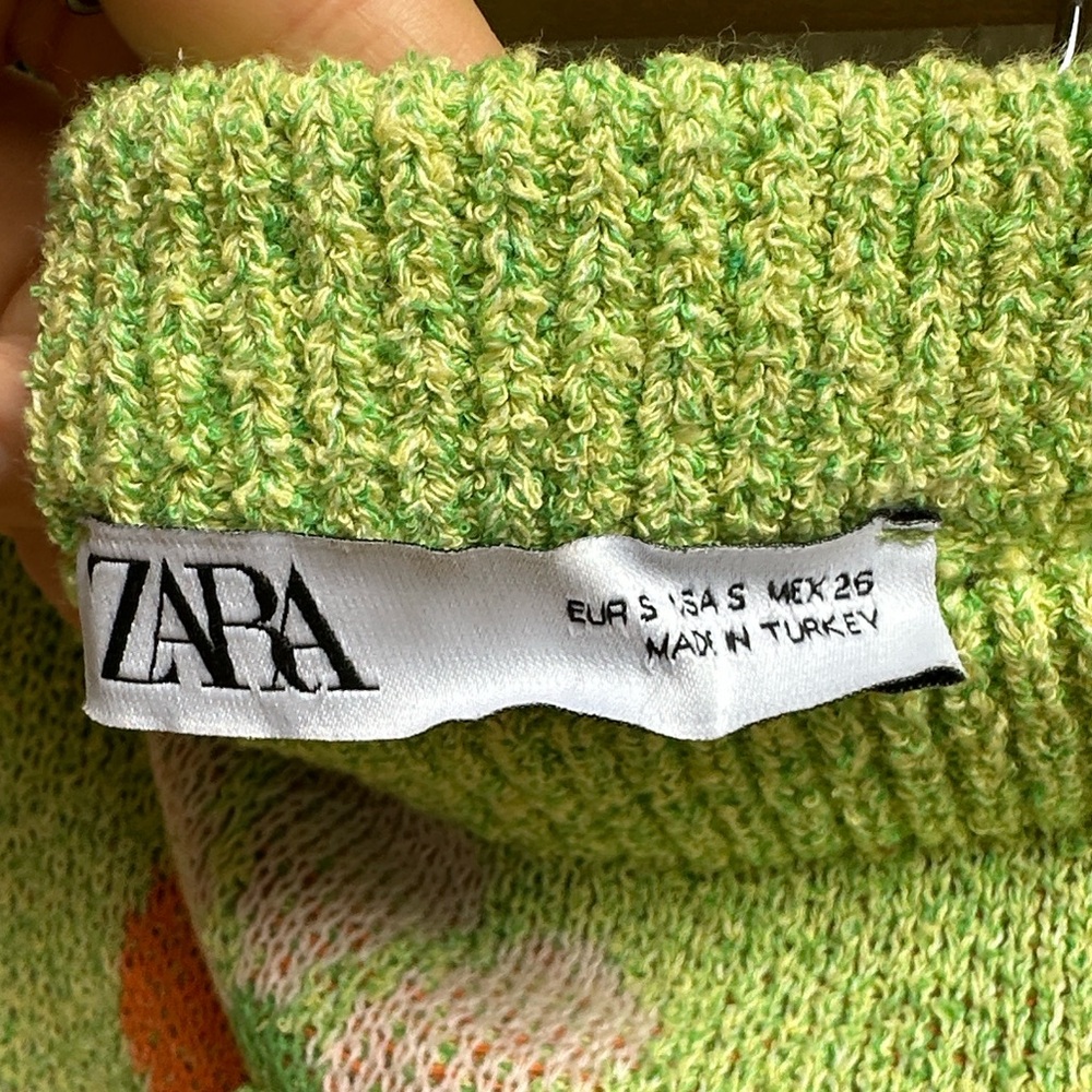 Zara Green Floral Knit Crop Cardigan & Skirt Set with Orange Flowers - Picture 8 of 8